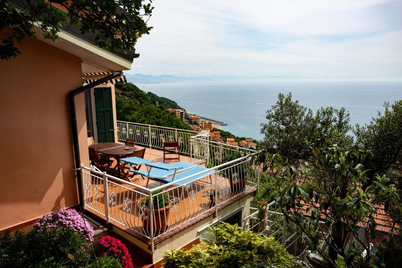Villa Gio - Terrazza Nel Blu Bergeggi Luaran gambar
