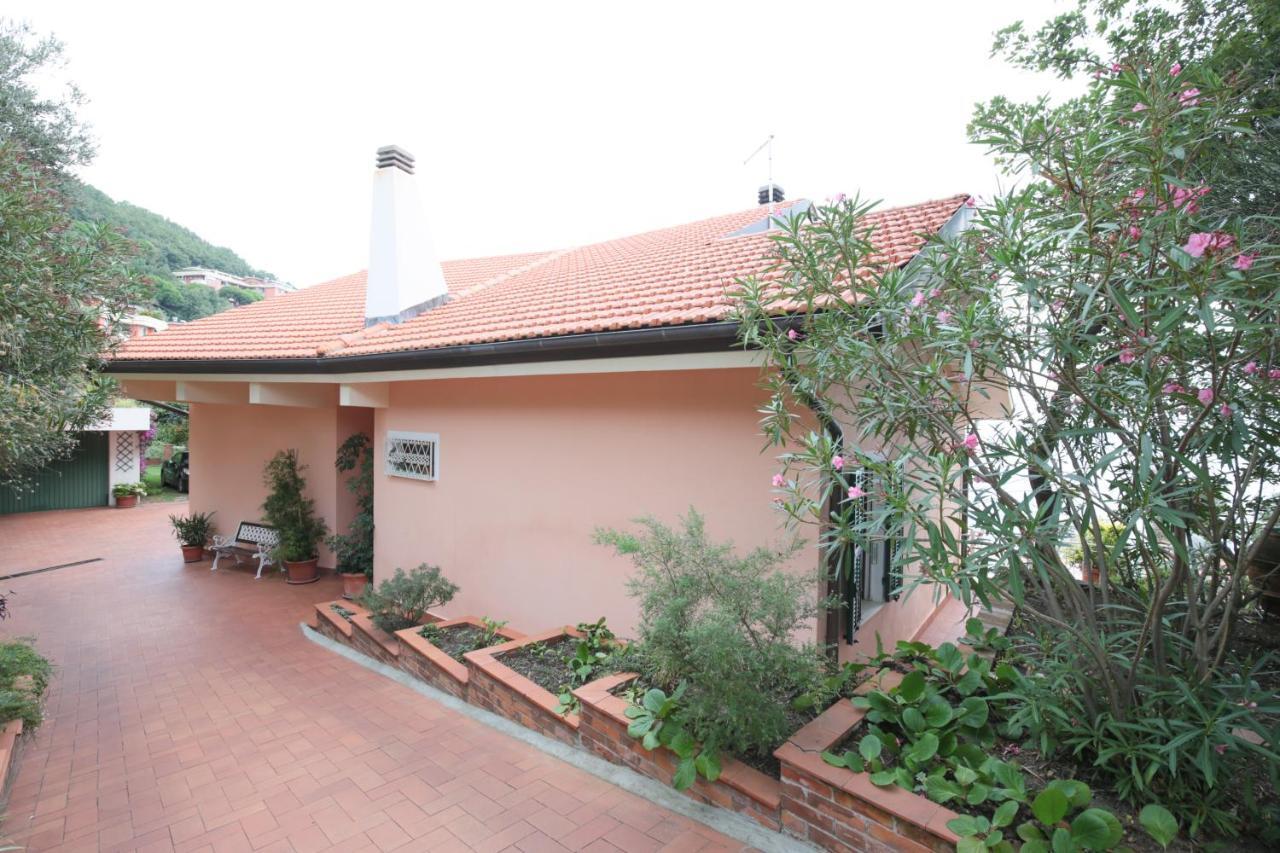 Villa Gio - Terrazza Nel Blu Bergeggi Luaran gambar